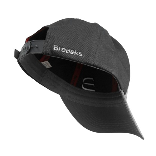 Бейсболка Brodeks KM 130, серый